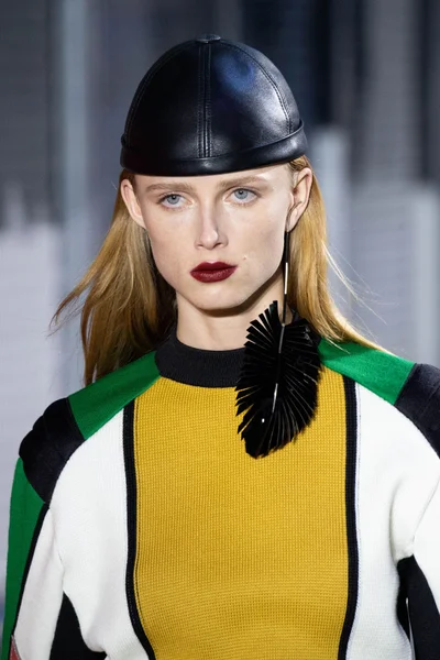Look 103